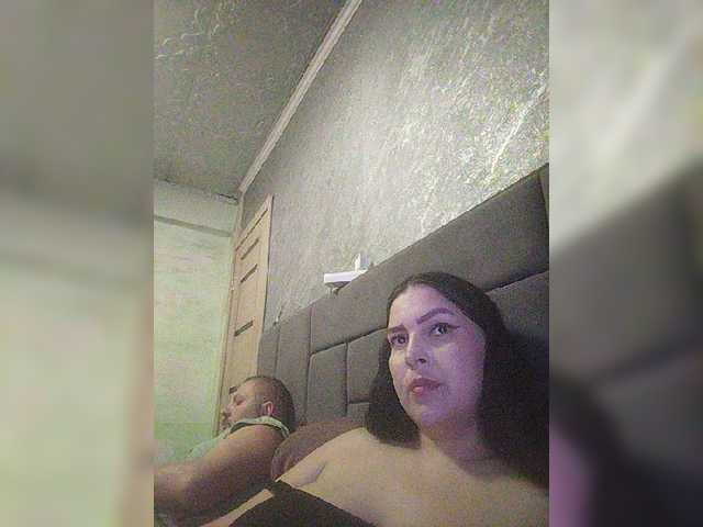le modèle Cleopatra1990 est en webcam porno dans un show sur le site bongacams, il possède les tags suivants: White/Caucasian,Brunette,Trimmed