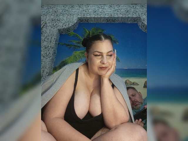 Cleopatra1990 live cam preview