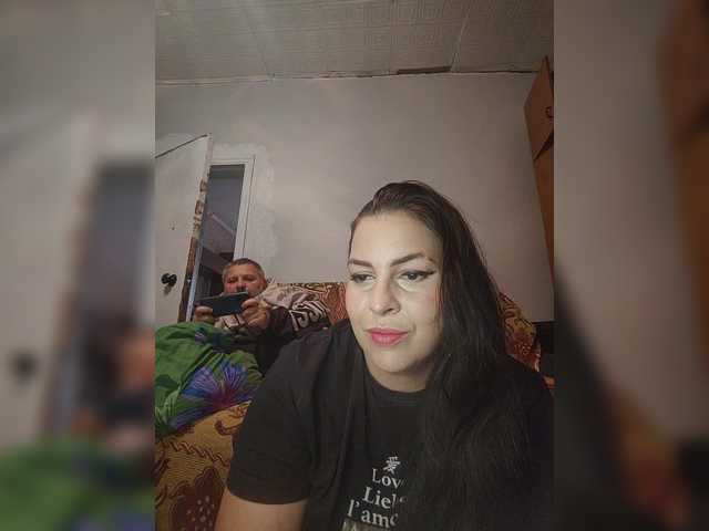 Cleopatra1990 live cam preview