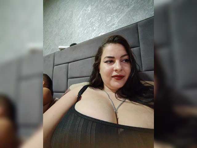 Cleopatra1990 live cam