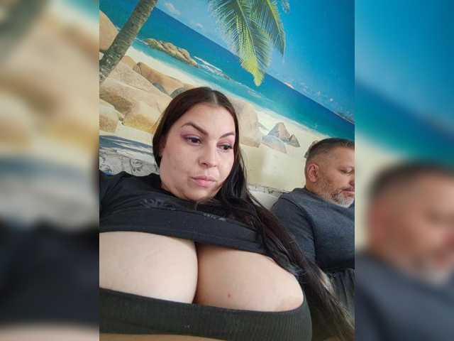 kissmabont live cam on BongaCams