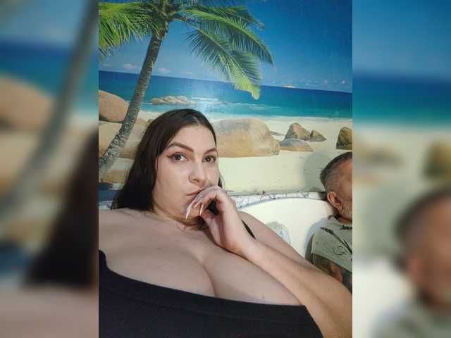 Cleopatra1990 live cam preview