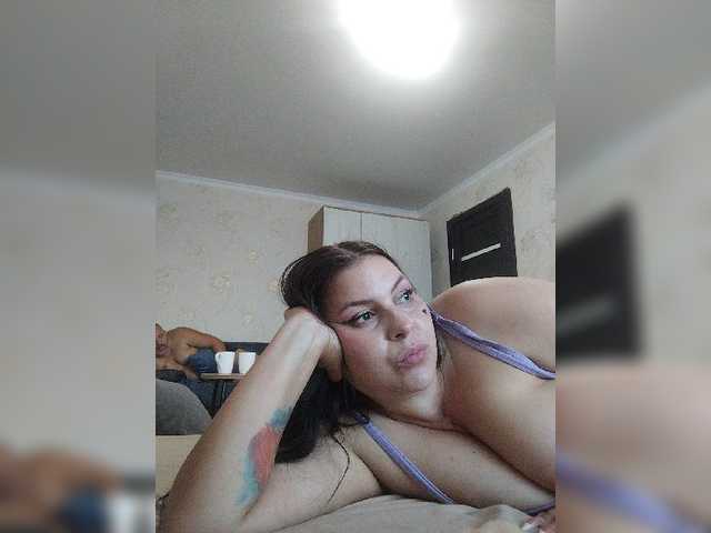 kissmabont live cam on BongaCams