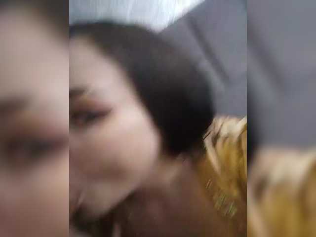 kissmabont live cam on BongaCams