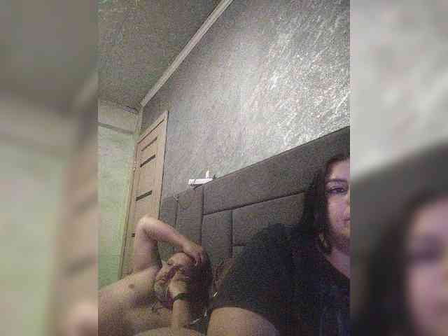 Cleopatra1990 webcam