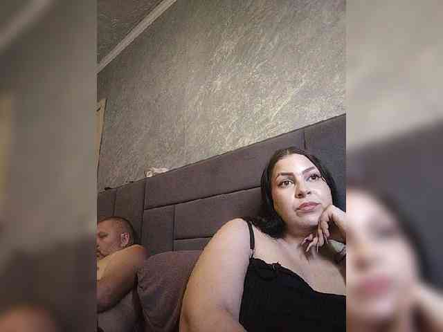 Cleopatra1990 webcam