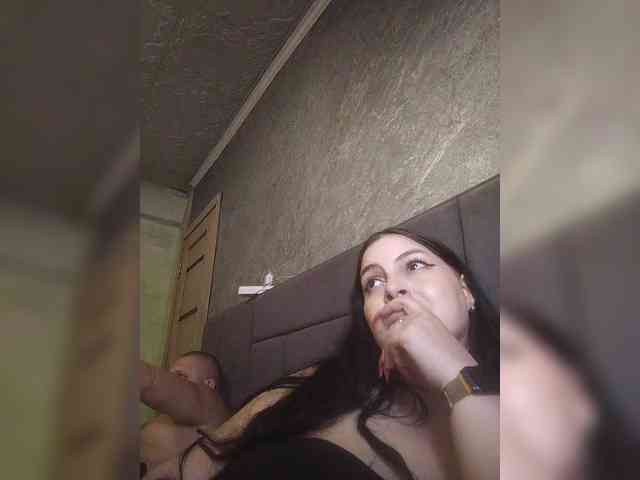 Cleopatra1990 webcam