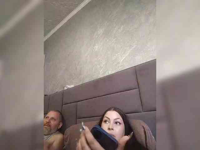 Cleopatra1990 webcam
