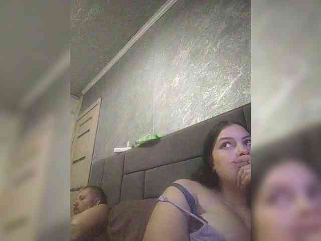 Cleopatra1990 webcam