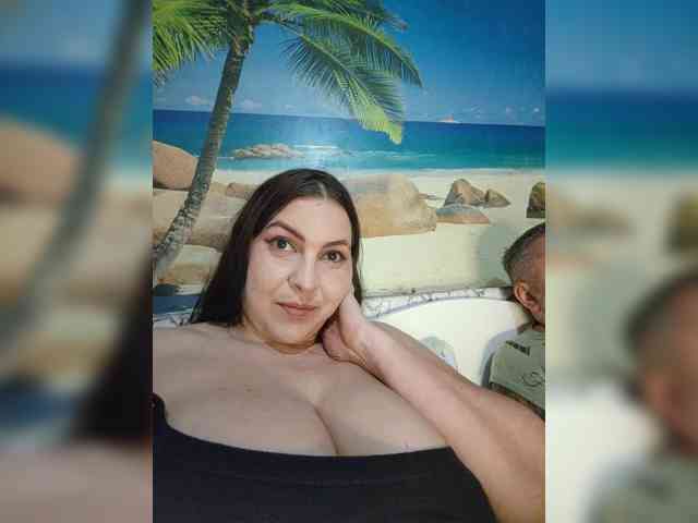 Cleopatra1990 webcam