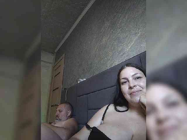 Cleopatra1990 webcam