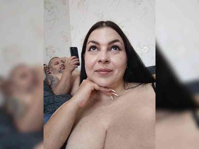 Cleopatra1990 webcam