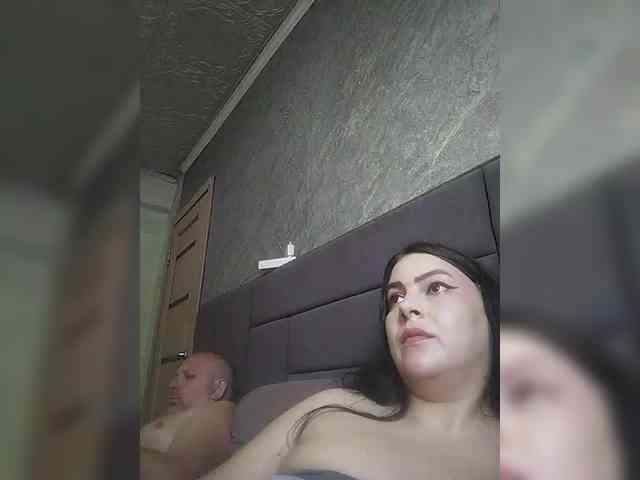 Cleopatra1990 webcam