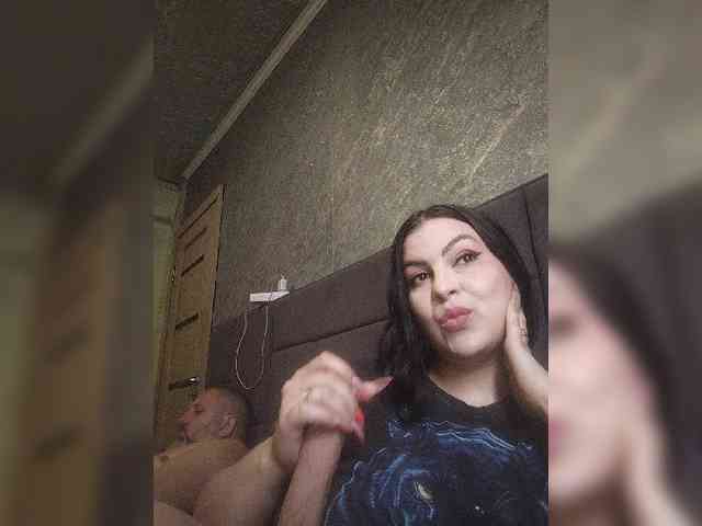 Cleopatra1990 webcam