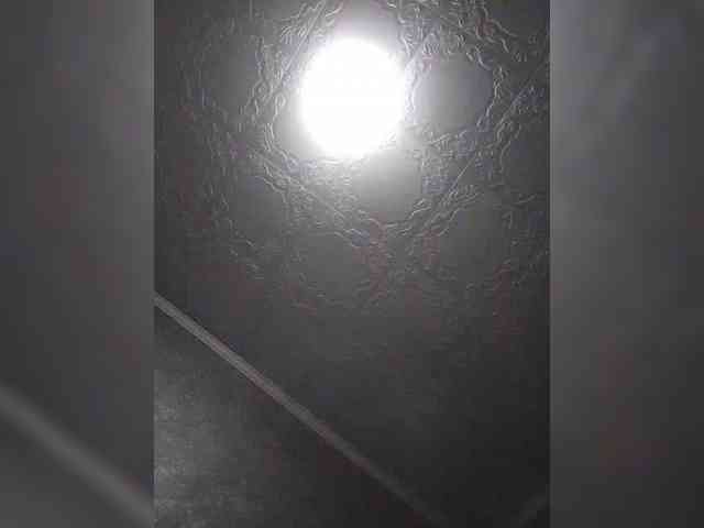 Cleopatra1990 webcam