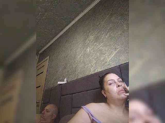 Cleopatra1990 webcam
