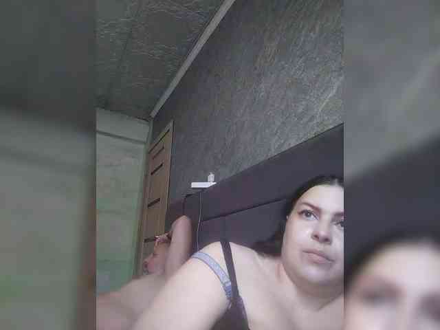 Cleopatra1990 webcam