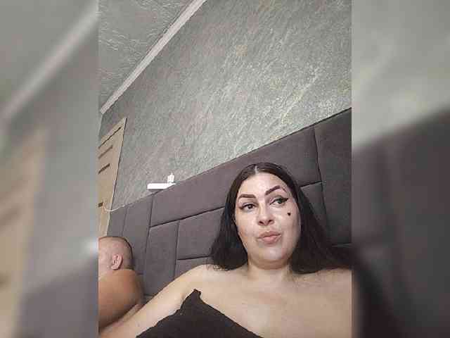 Cleopatra1990 webcam