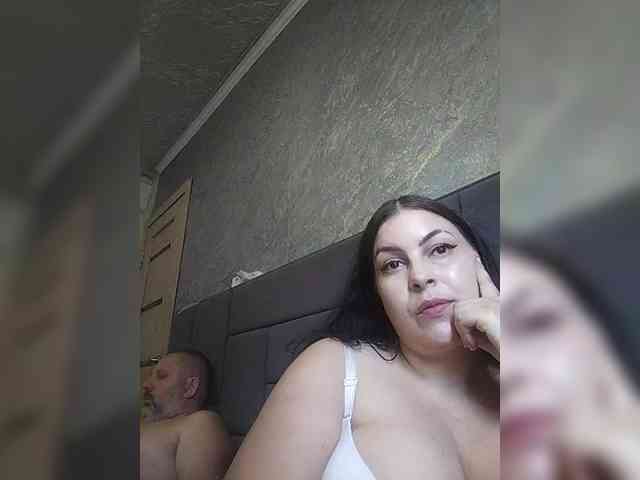 Cleopatra1990 webcam