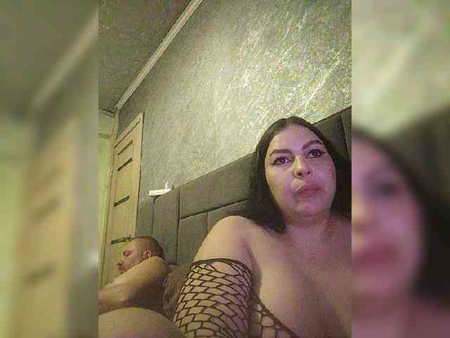 Cleopatra1990 webcam