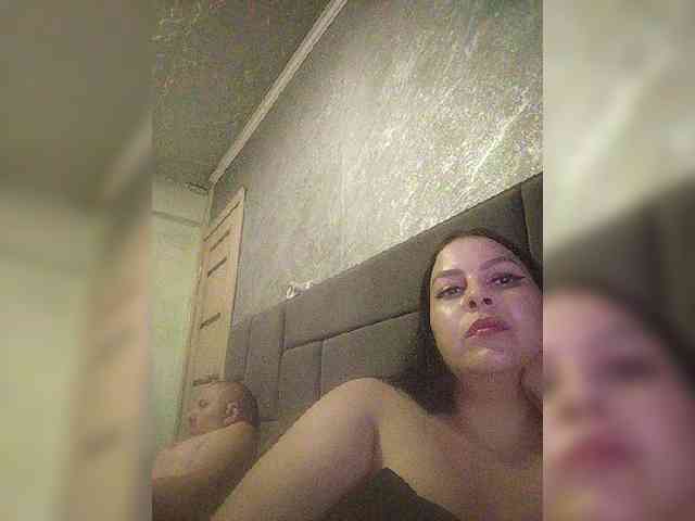 Cleopatra1990 webcam