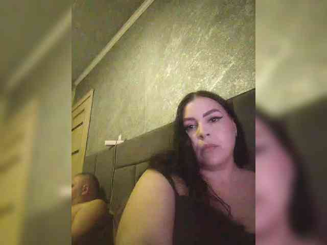 Cleopatra1990 webcam