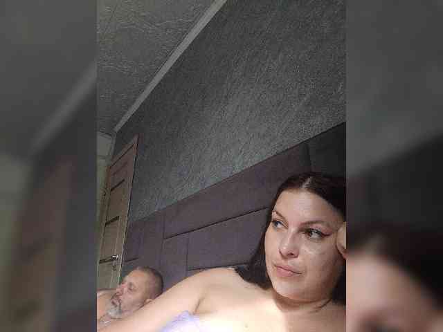 Cleopatra1990 webcam
