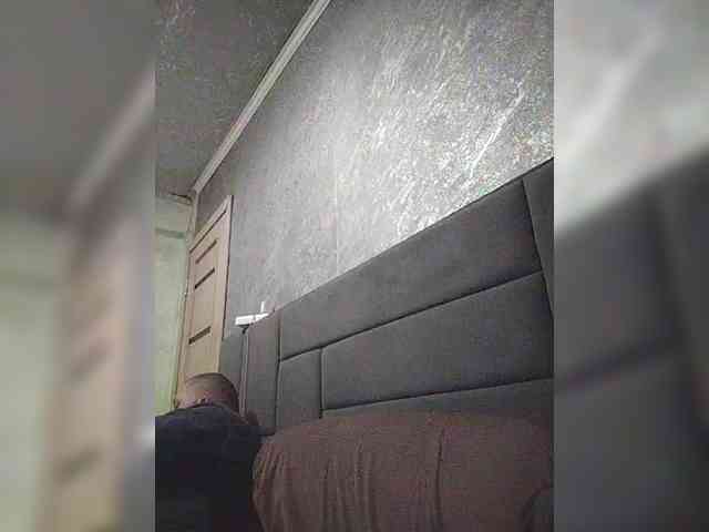 Cleopatra1990 webcam