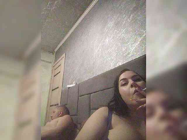 Cleopatra1990 webcam