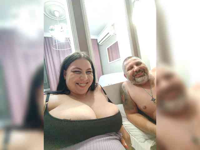 Cleopatra1990 webcam