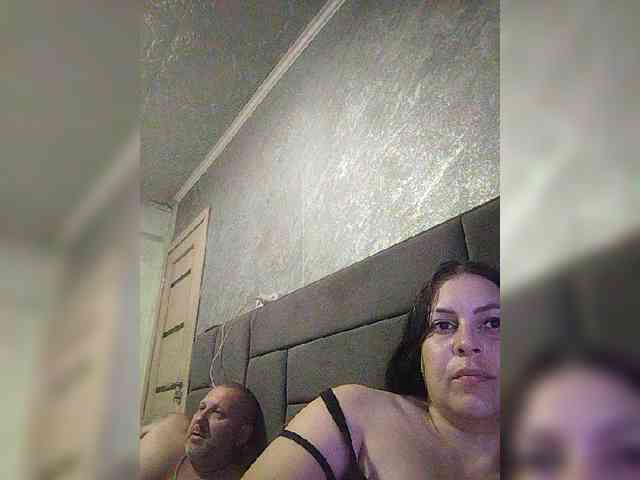 Cleopatra1990 webcam
