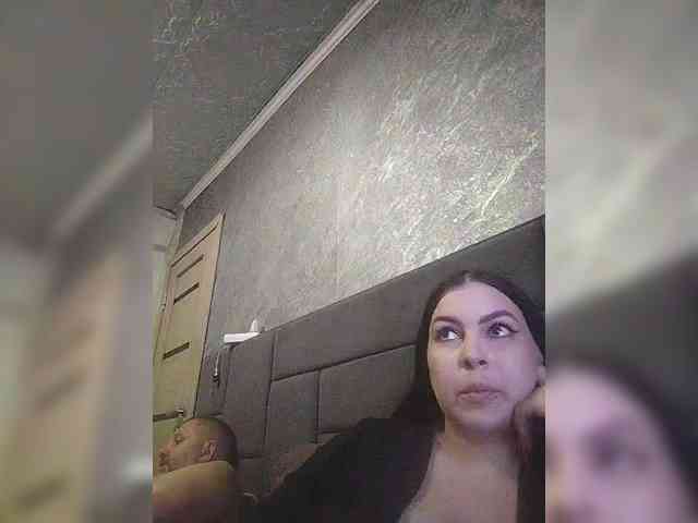 Cleopatra1990 webcam