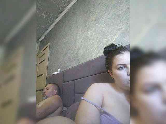 Cleopatra1990 webcam