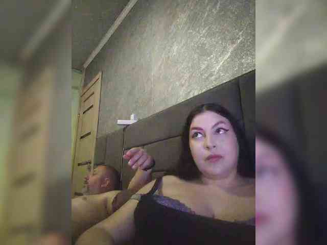 Cleopatra1990 webcam