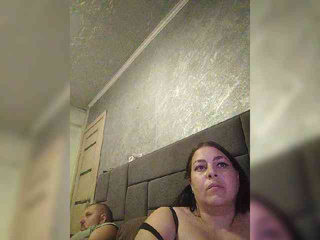 Cleopatra1990 webcam