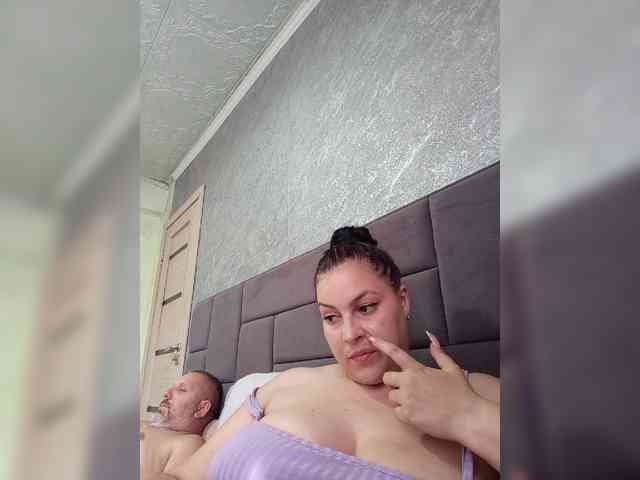 Cleopatra1990 webcam