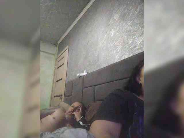 Cleopatra1990 webcam