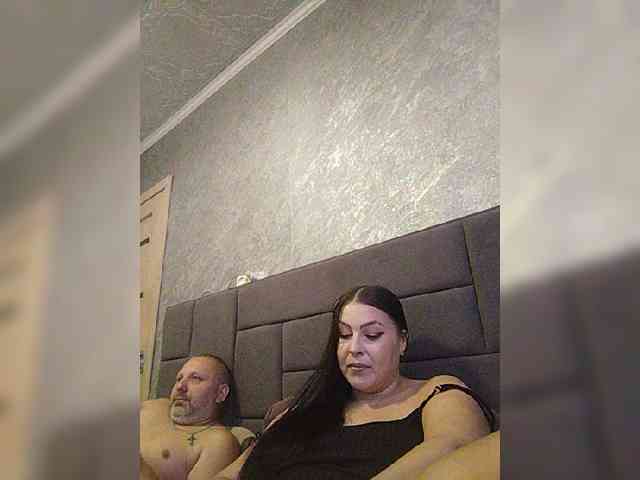 Cleopatra1990 webcam