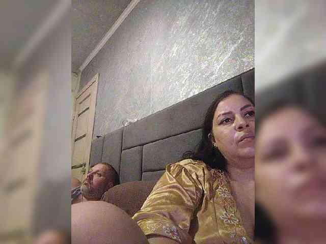 Cleopatra1990 webcam
