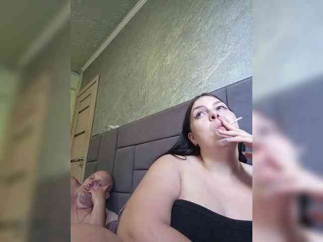 Cleopatra1990 webcam