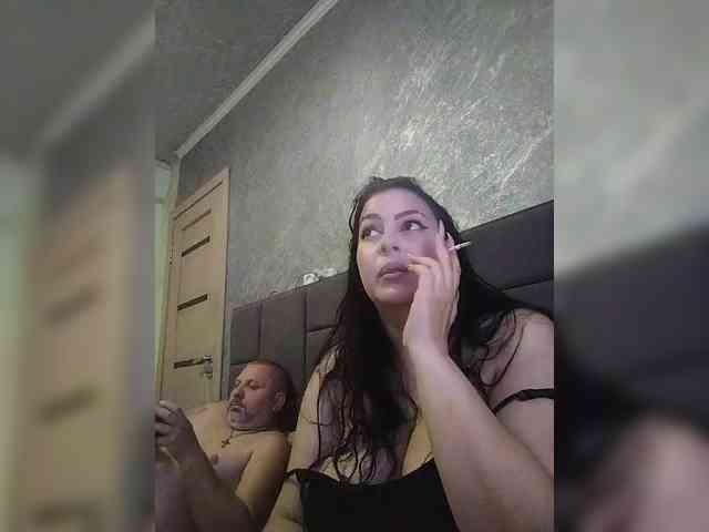 Cleopatra1990 webcam
