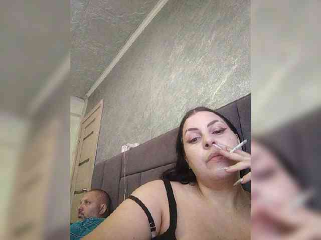 Cleopatra1990 webcam