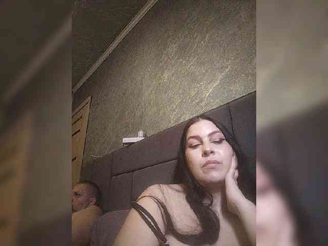Cleopatra1990 webcam