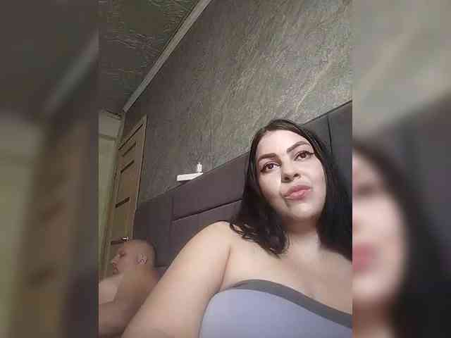 Cleopatra1990 webcam