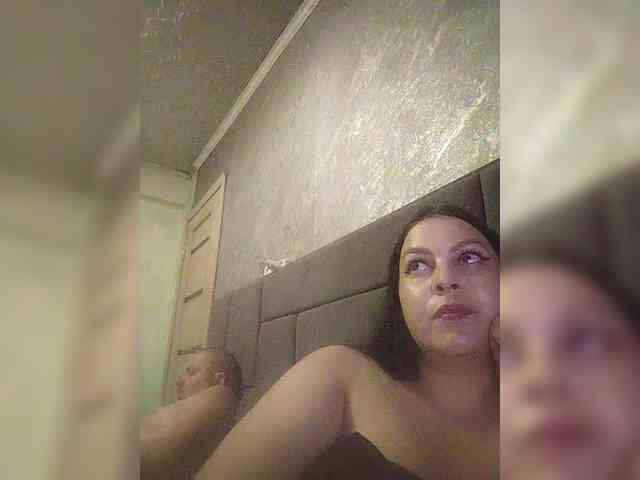 Cleopatra1990 webcam