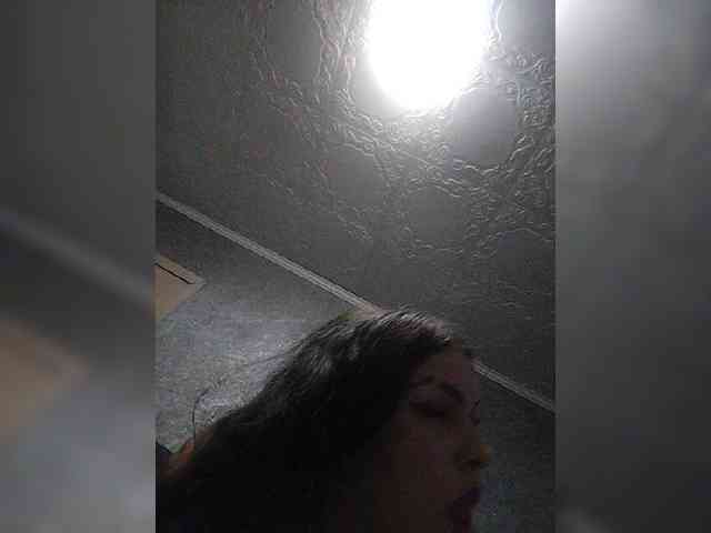 Cleopatra1990 webcam