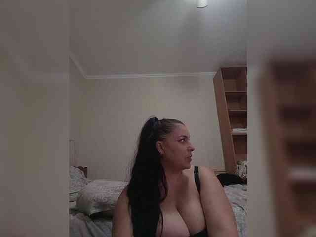 kissmabont Sex Cam Show