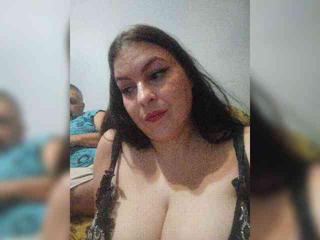 Cleopatra1990 webcam