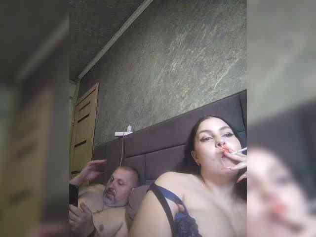 Cleopatra1990 webcam