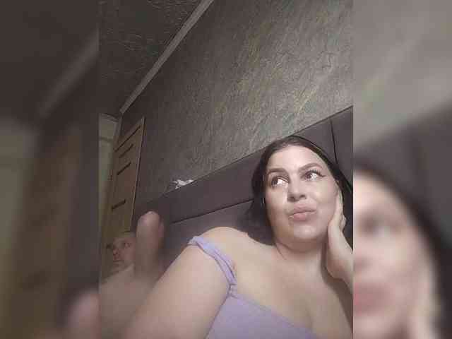 Cleopatra1990 webcam